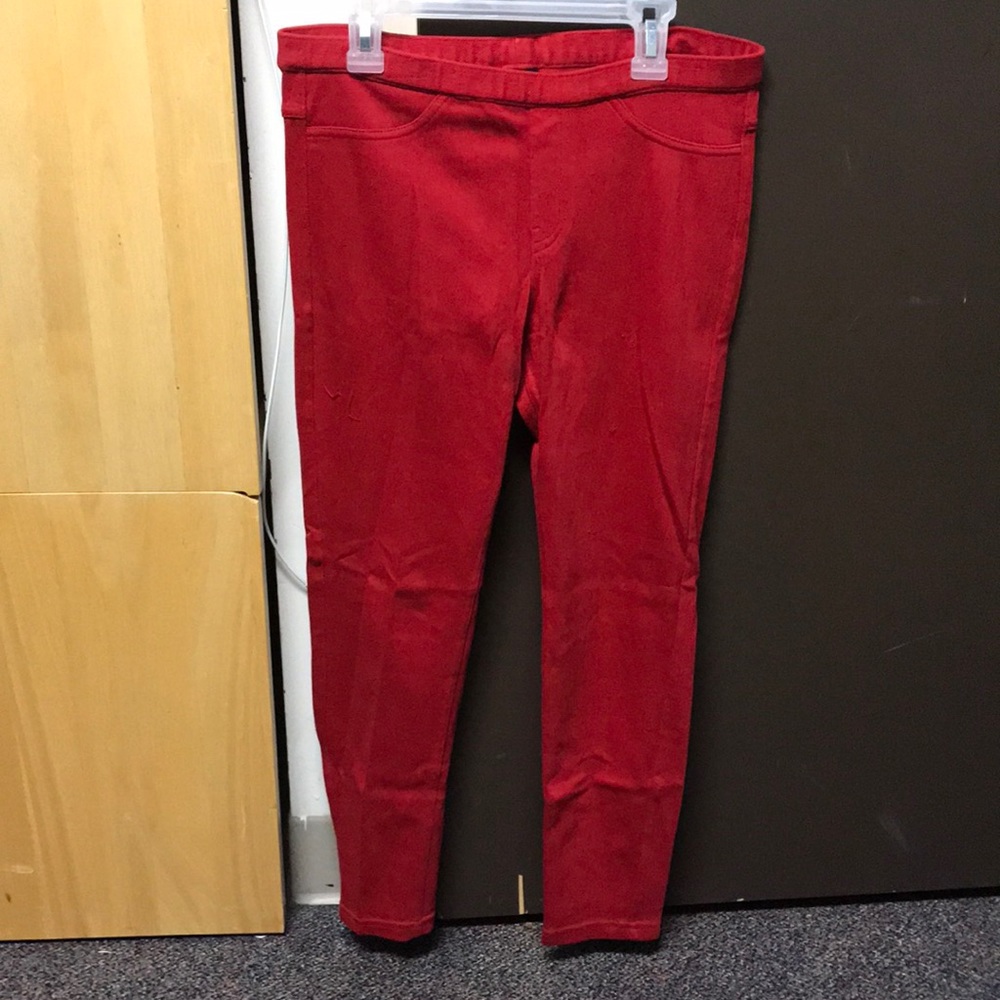 Red jeggings